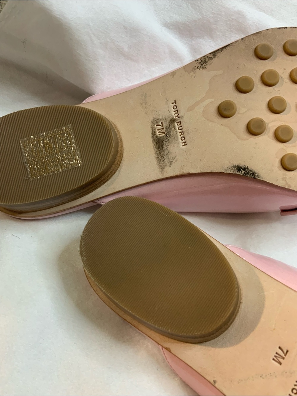 Tory Burch Blush Pink Patent Leather Pointed Slip-On Mules with Gold Emblem - Picture 8 of 8